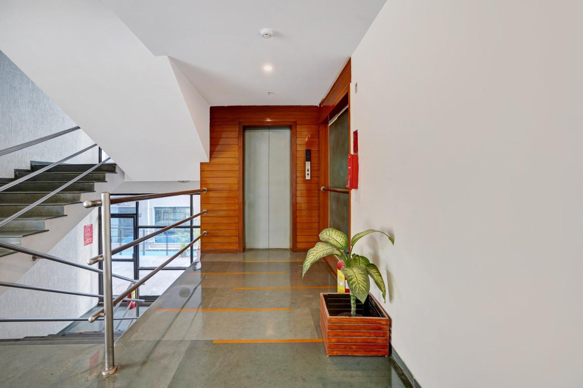 Astra Hotels & Suites - Marathalli Bangalore Buitenkant foto