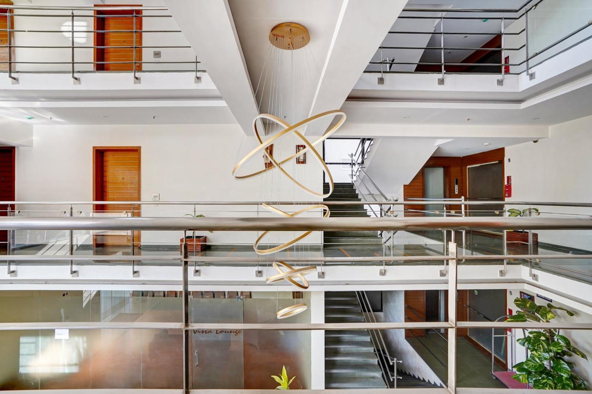 Astra Hotels & Suites - Marathalli Bangalore Buitenkant foto