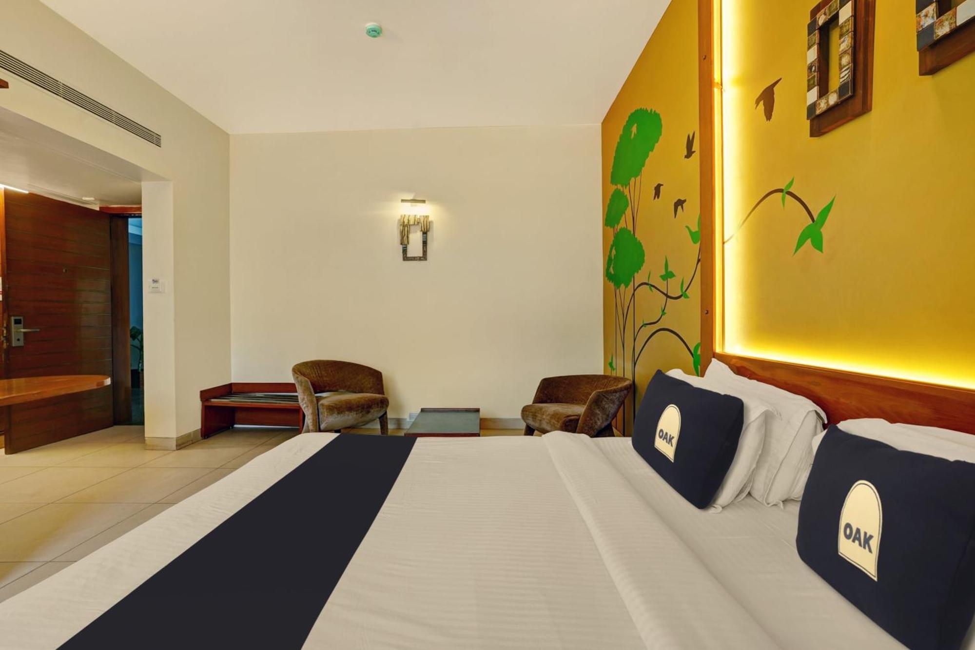 Astra Hotels & Suites - Marathalli Bangalore Buitenkant foto