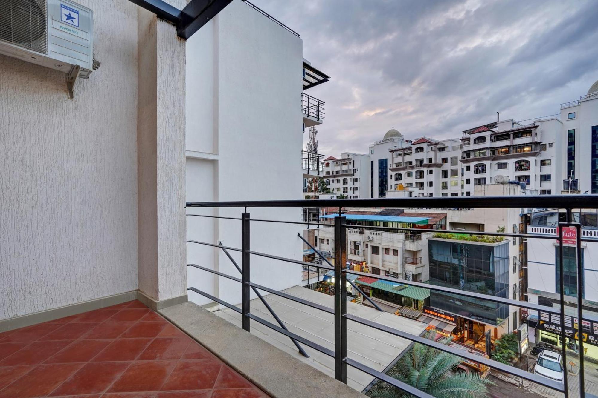 Astra Hotels & Suites - Marathalli Bangalore Buitenkant foto