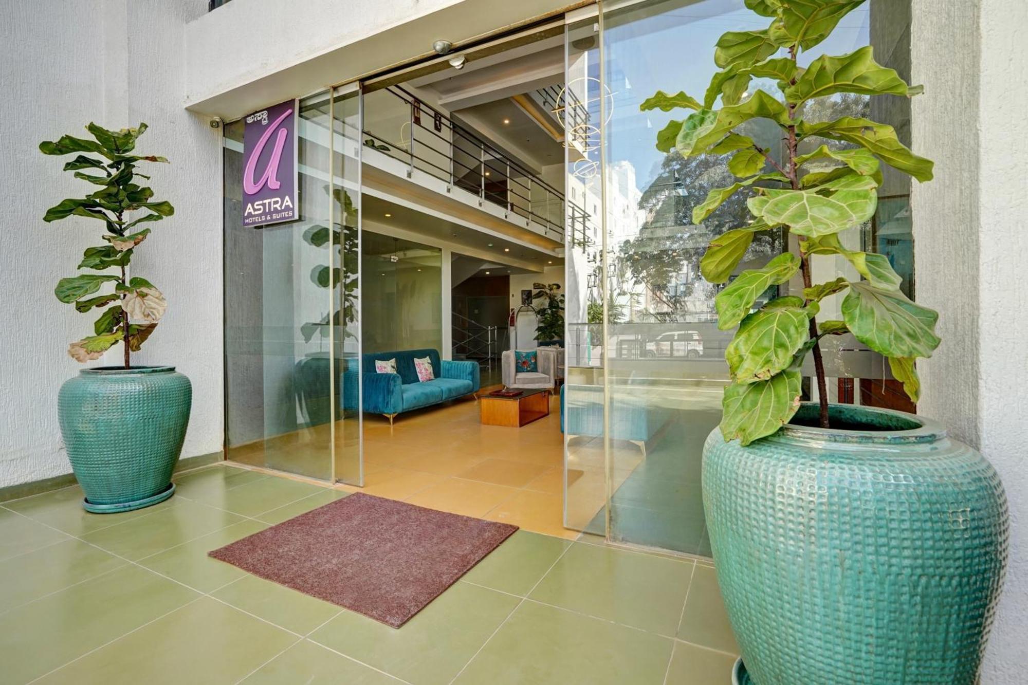 Astra Hotels & Suites - Marathalli Bangalore Buitenkant foto